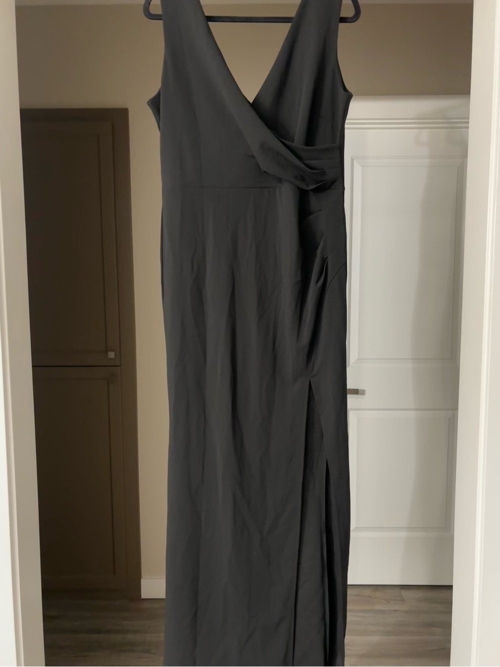Elegant Black Maxi Skirt with Front Slit